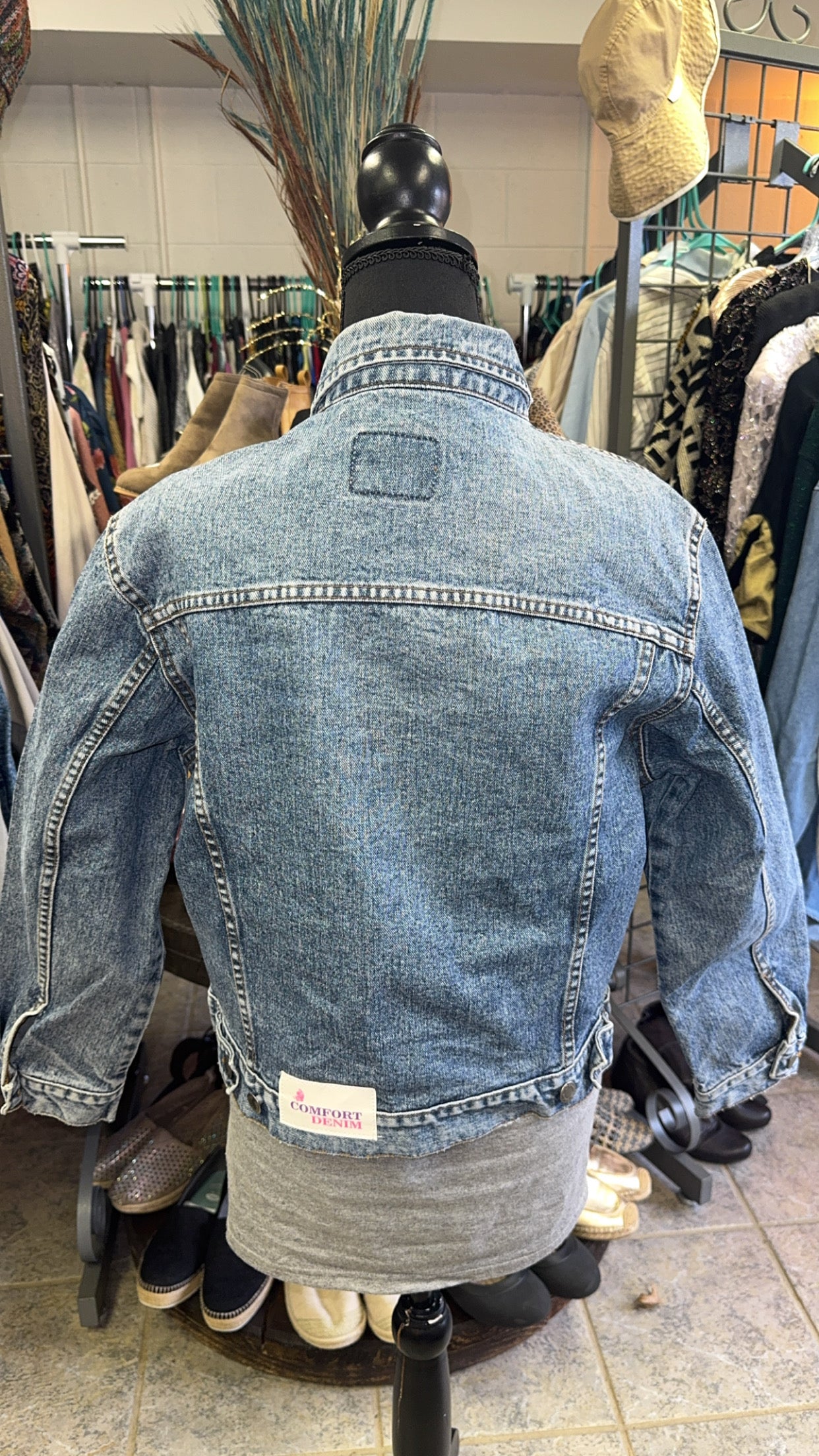 Vintage Comfort Denim with tags, size Women’s XL