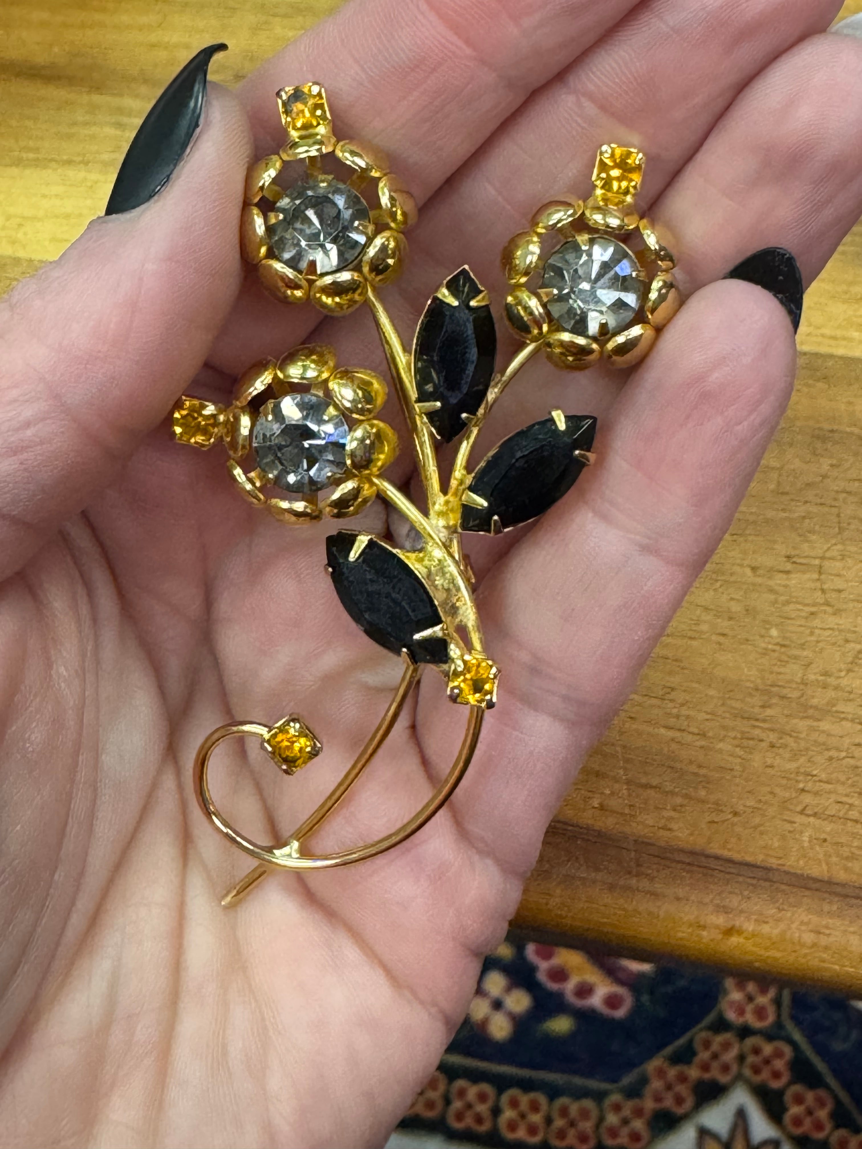 Vintage Rhinestone Leaf Brooch