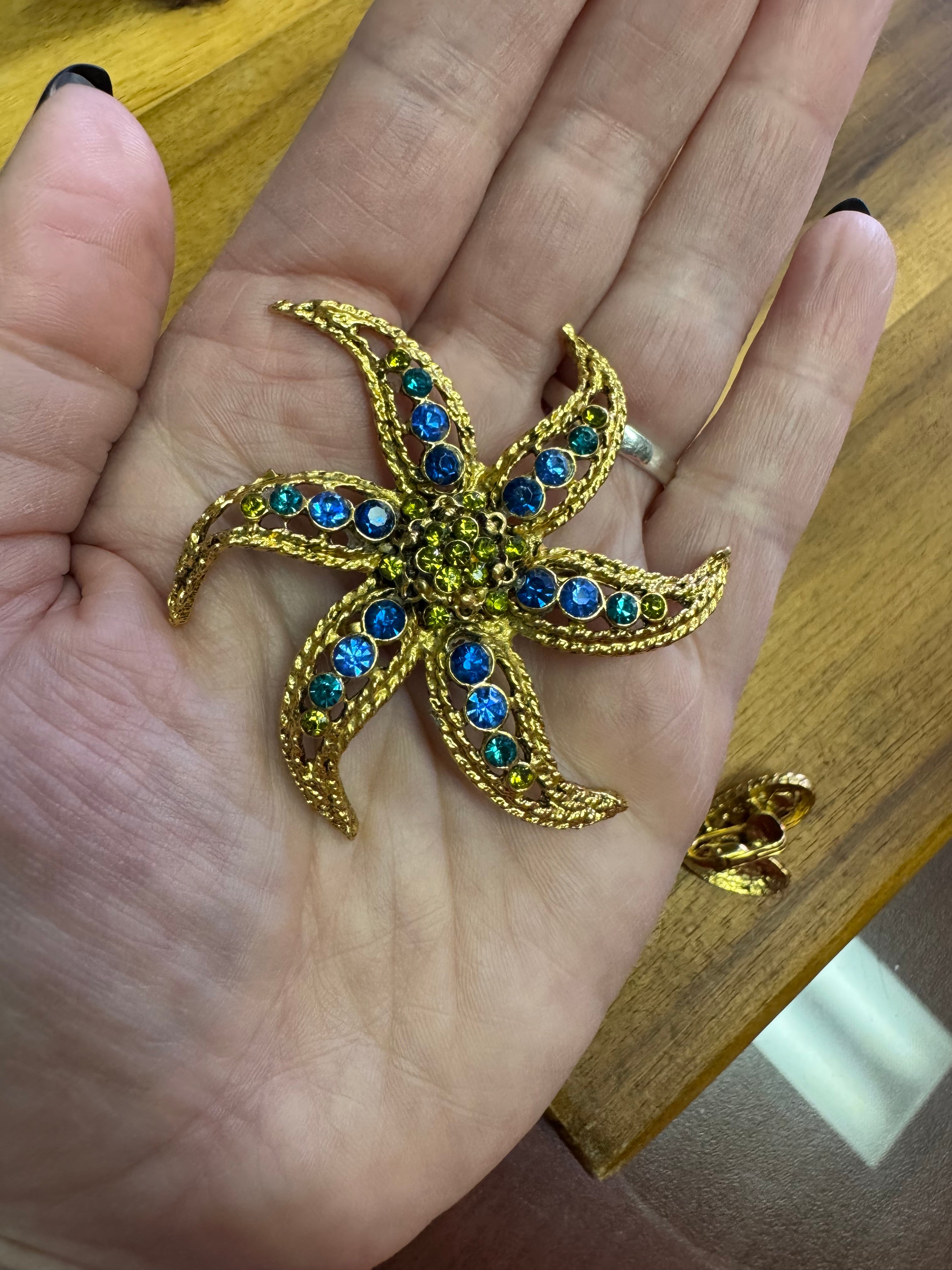 Vintage Starfish Brooch set
