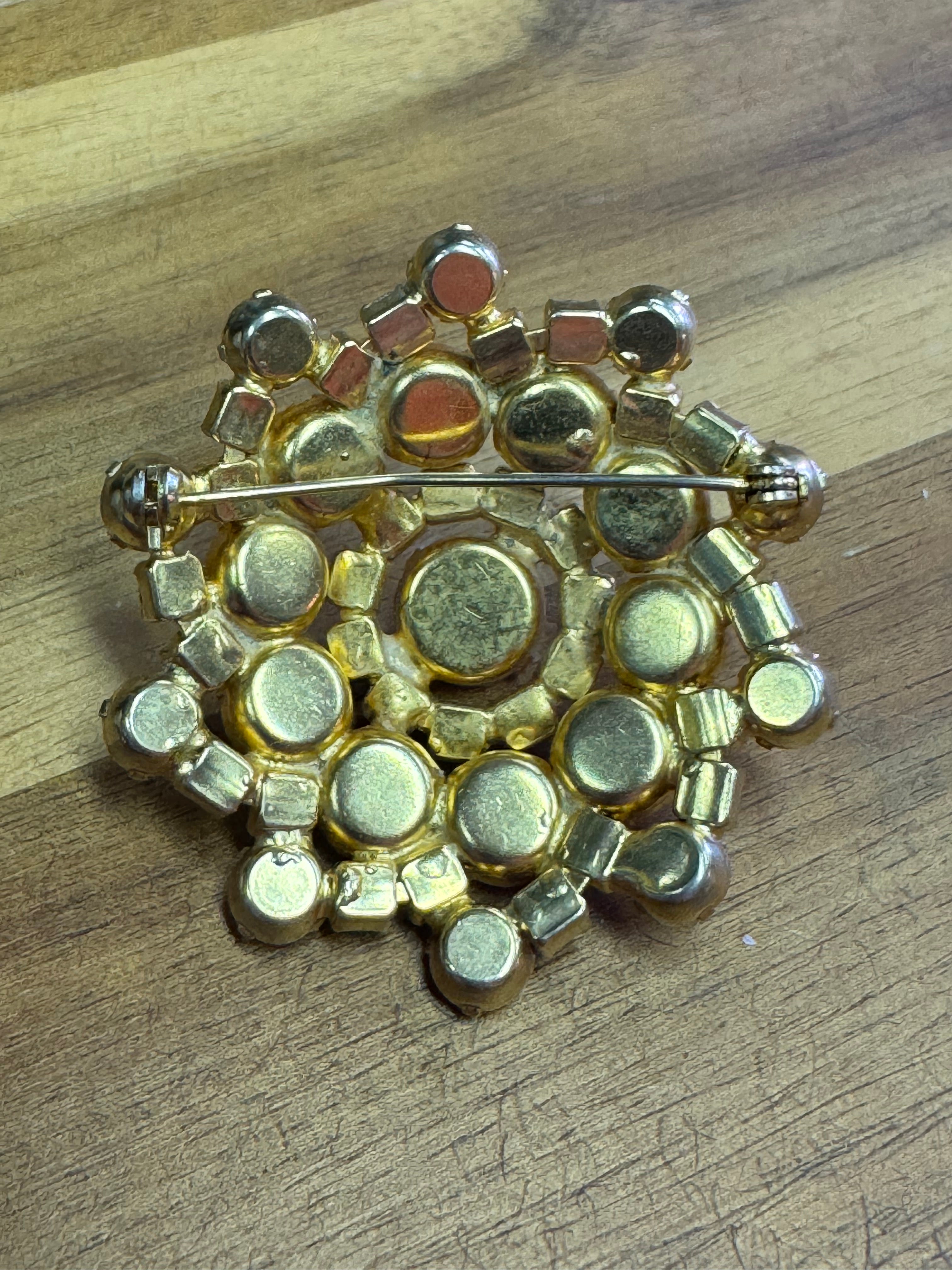 Vintage Aurora Borealis Faceted Layered Rhinestone Brooch